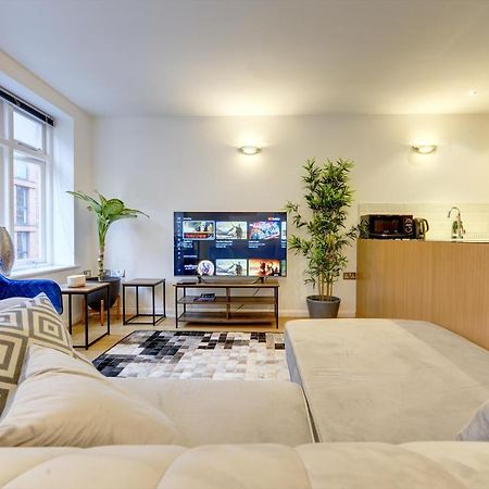City Centre, 2 Bedroom, Secured Parking, 3 King Bed, Wifi Sleep 6 Guest Comfortable On Three King Size Beds, Jewellery Quarter , Birmingham City Centre , Allocated Secured Parking Exterior foto