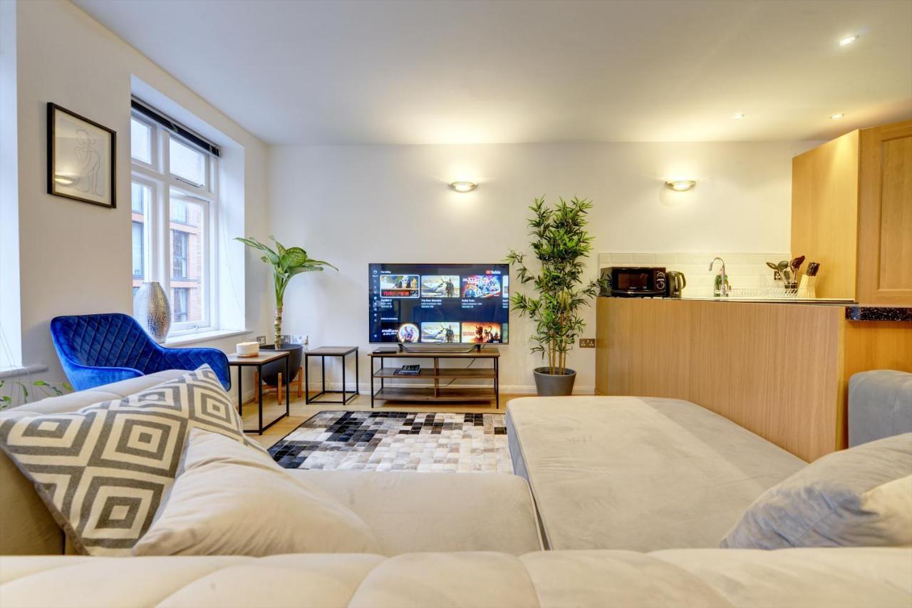City Centre, 2 Bedroom, Secured Parking, 3 King Bed, Wifi Sleep 6 Guest Comfortable On Three King Size Beds, Jewellery Quarter , Birmingham City Centre , Allocated Secured Parking Exterior foto