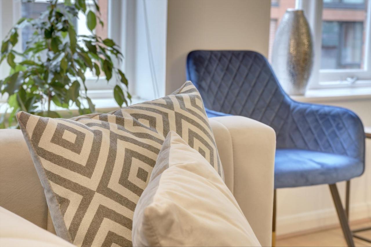 City Centre, 2 Bedroom, Secured Parking, 3 King Bed, Wifi Sleep 6 Guest Comfortable On Three King Size Beds, Jewellery Quarter , Birmingham City Centre , Allocated Secured Parking Exterior foto