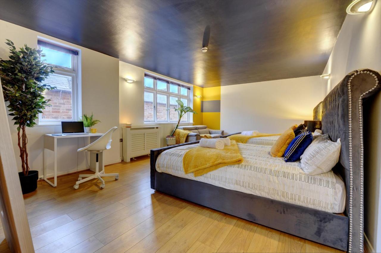 City Centre, 2 Bedroom, Secured Parking, 3 King Bed, Wifi Sleep 6 Guest Comfortable On Three King Size Beds, Jewellery Quarter , Birmingham City Centre , Allocated Secured Parking Exterior foto
