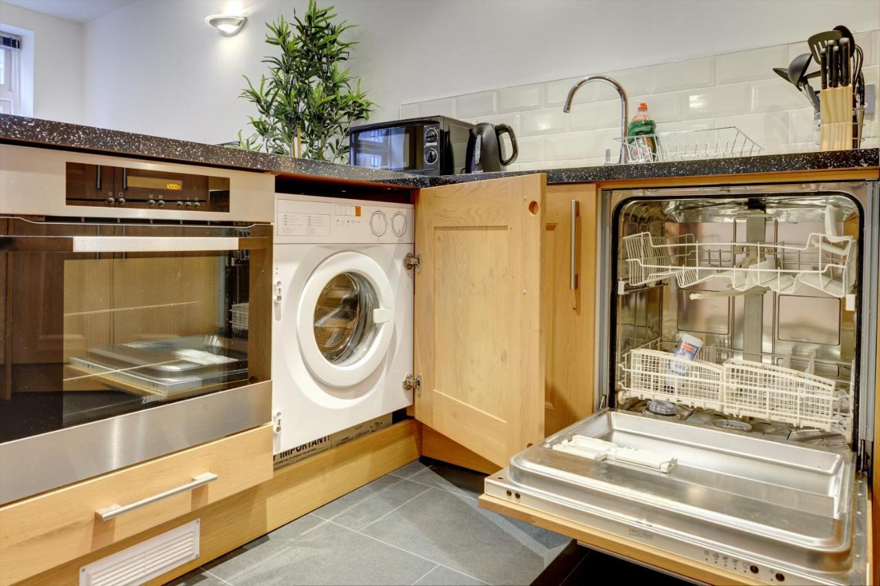 City Centre, 2 Bedroom, Secured Parking, 3 King Bed, Wifi Sleep 6 Guest Comfortable On Three King Size Beds, Jewellery Quarter , Birmingham City Centre , Allocated Secured Parking Exterior foto
